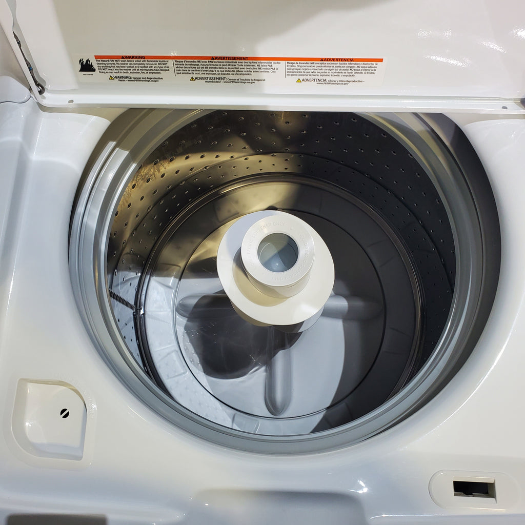 Pictures of Hotpoint 3.8 cu. ft. Top Load Washing Machine with Stainless Steel Basket and 6.2 cu. ft. Gas Dryer with 120 ft. Venting Capability - Scratch & Dent - Minor - Neu Appliance Outlet - Discount Appliance Outlet in Austin, Tx