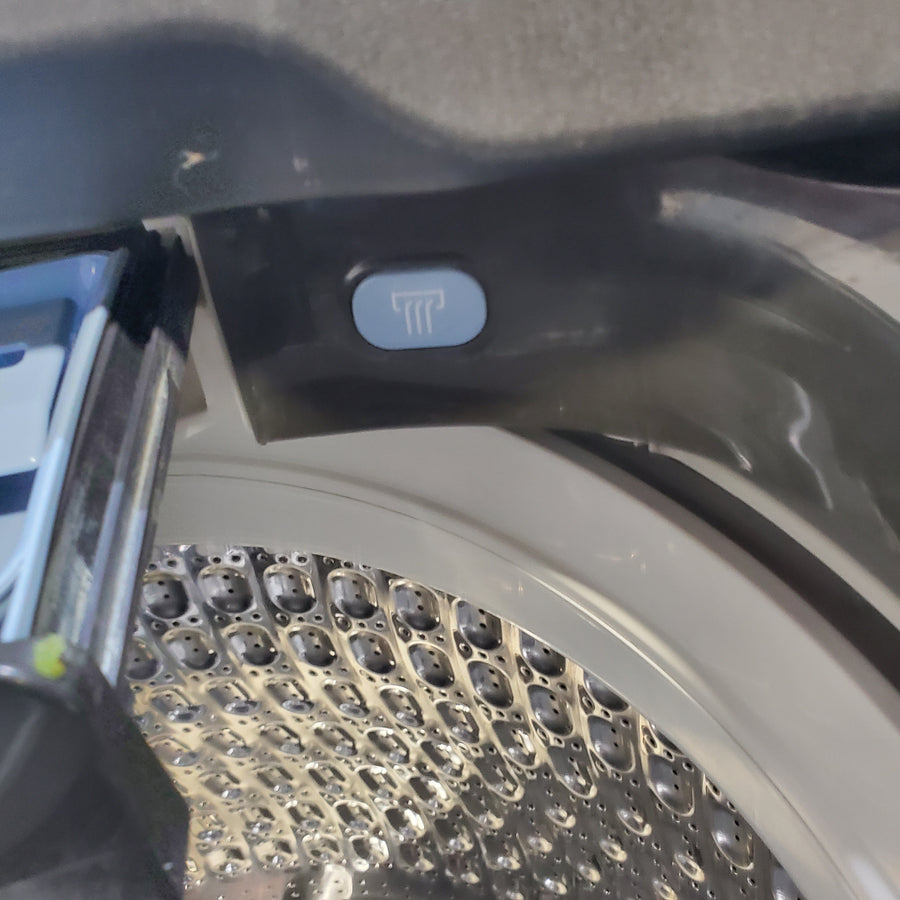 Black Stainless Steel ENERGY STAR Samsung 5.0 cu. ft. Top Load Washer with Active Water Jet - Scratch & Dent - Minor