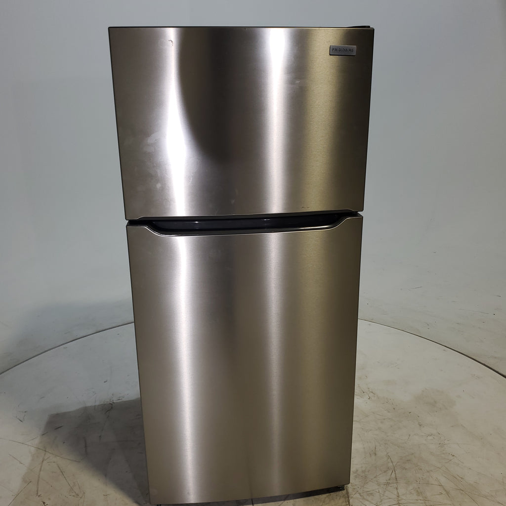 Pictures of 30" Wide EasyCare Stainless Steel Frigidaire 20.0 cu. ft. Top Freezer Refrigerator with EvepTemp Cooling System - Scratch & Dent - Minor - Neu Appliance Outlet - Discount Appliance Outlet in Austin, Tx