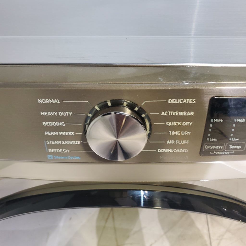 Pictures of Platinum ENERGY STAR Samsung 4.5 cu. ft. Front Load Washer with WiFi Connectivity and Platinum Samsung 7.5 cu. ft. Front Load Electric Dryer with Steam - Scratch and Dent - Minor - Neu Appliance Outlet - Discount Appliance Outlet in Austin, Tx