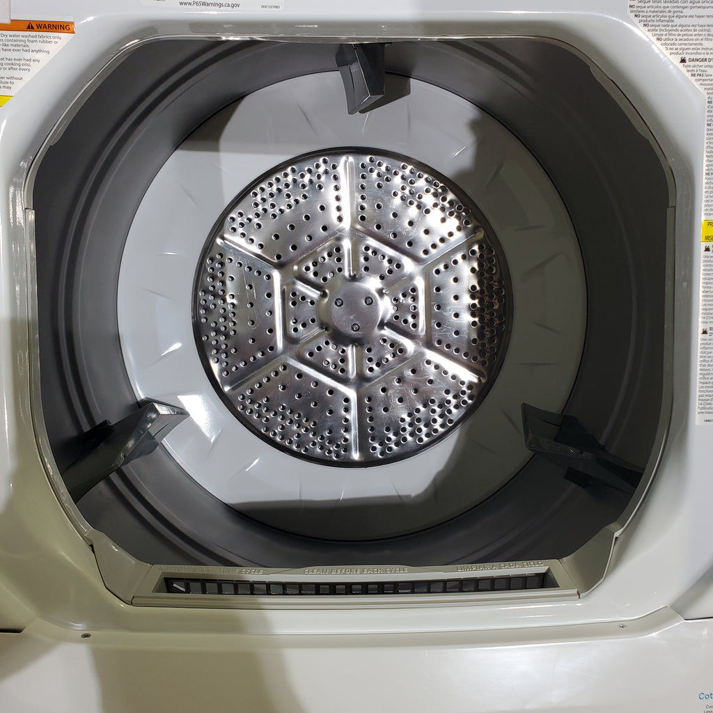 Pictures of GE 3.8 cu. ft. Laundry Center Washer and 5.9 cu. ft. Electric Dryer with Electro-Mechanical Rotary Dial Controls - Scratch & Dent - Minor - Neu Appliance Outlet - Discount Appliance Outlet in Austin, Tx