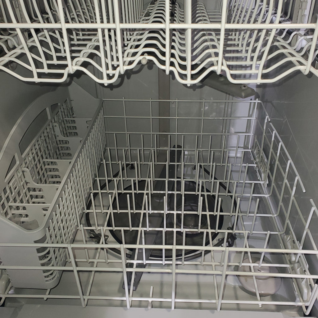 Pictures of Standard 24 in Width Stainless Steel ENERGY STAR Whirlpool Built In Dishwasher with 1-Hour Wash Cycle - Scratch & Dent - Minor - Neu Appliance Outlet - Discount Appliance Outlet in Austin, Tx