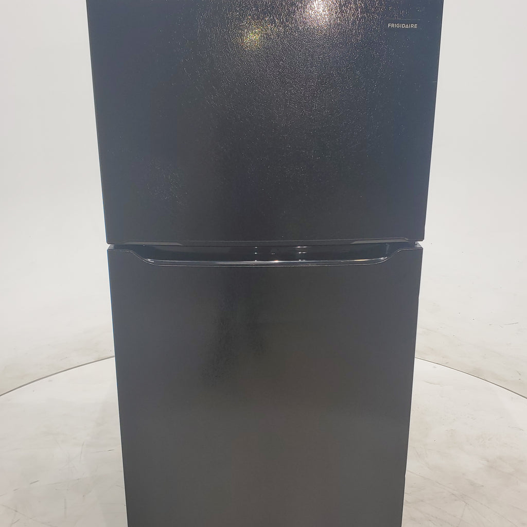 Pictures of 30" Wide Black Frigidaire 18.3 cu. ft. Top Freezer Refrigerator with Garage-Ready Design - Scratch & Dent - Minor - Neu Appliance Outlet - Discount Appliance Outlet in Austin, Tx