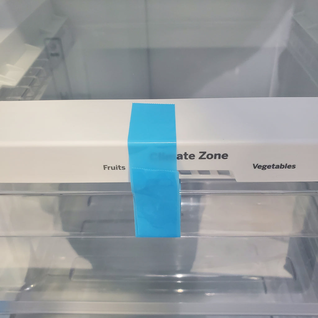 Pictures of 33' Wide GE ENERGY STAR® 18.6 Cu. Ft. Counter-Depth French-Door Refrigerator - Scratch and Dent - Minor - Neu Appliance Outlet - Discount Appliance Outlet in Austin, Tx