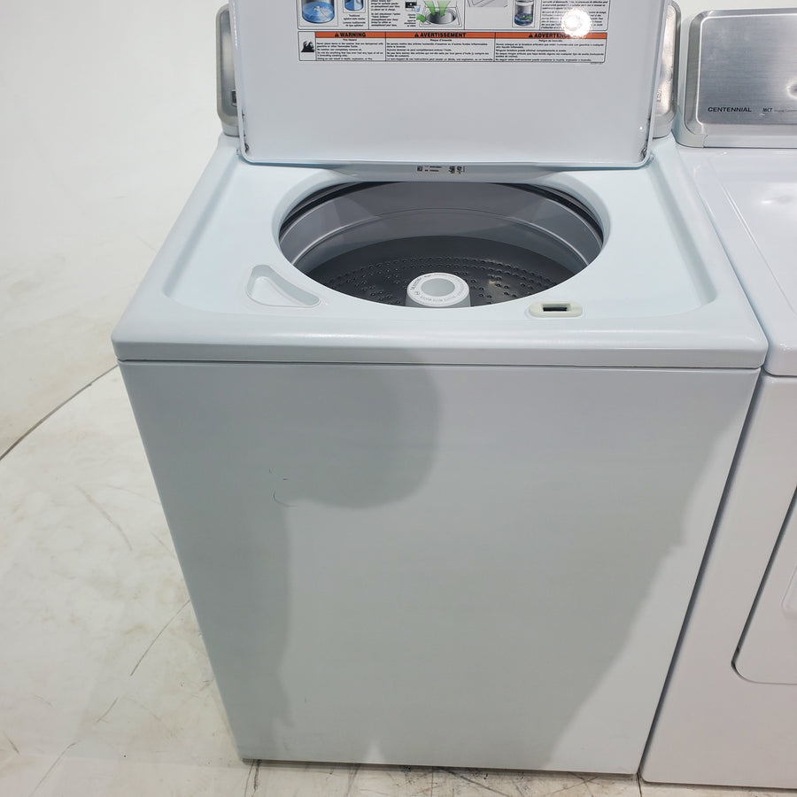 *Manager Special* Maytag ENERGY STAR 3.8 cu ft Top-Load Washing Machine with Self-Clean Feature and 7.0 cu. ft. Electric Dryer with IntelliDry Sensor - Certified Refurbished