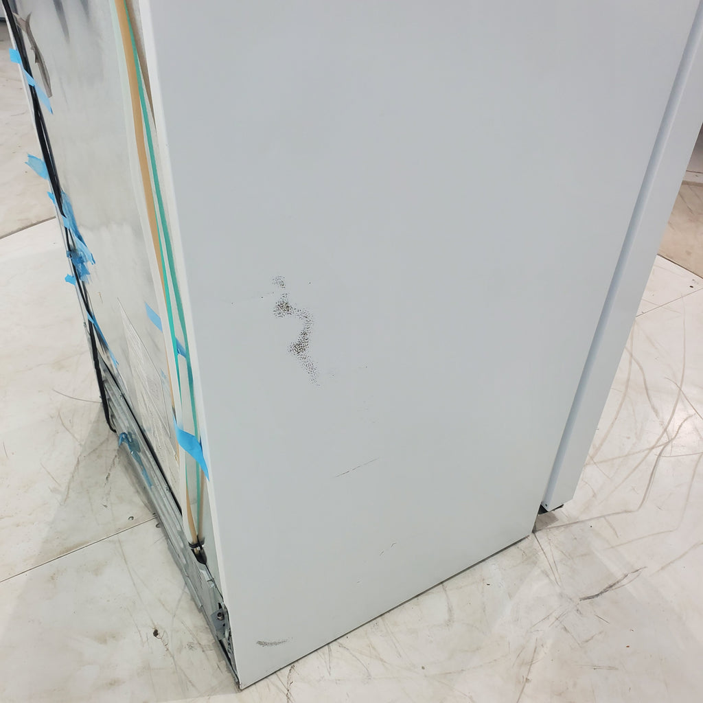 Pictures of 36 1/8" Wide White Frigidaire 25.6 cu. ft. Side by Side Refrigerator with Exterior Ice and Water Dispenser - Scratch and Dent - Minor - Neu Appliance Outlet - Discount Appliance Outlet in Austin, Tx