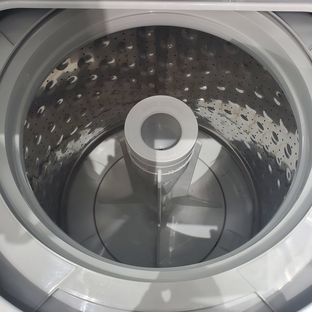 Pictures of 24 in. Wide GE Spacemaker Laundry Center with 2.3 cu. ft. Capacity Top Load Washing Machine and 4.4 cu. ft. Electric Dryer - Certified Refurbished - Neu Appliance Outlet - Discount Appliance Outlet in Austin, Tx