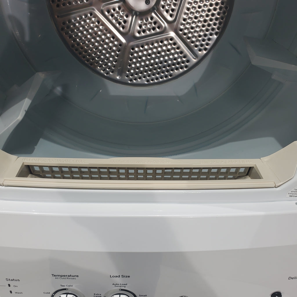 Pictures of GE 3.2 cu. ft. Washer and 5.9 cu. ft. Electric Dryer Laundry Center with Rotary- Electromagnetic Controls - Certified Refurbished - Neu Appliance Outlet - Discount Appliance Outlet in Austin, Tx