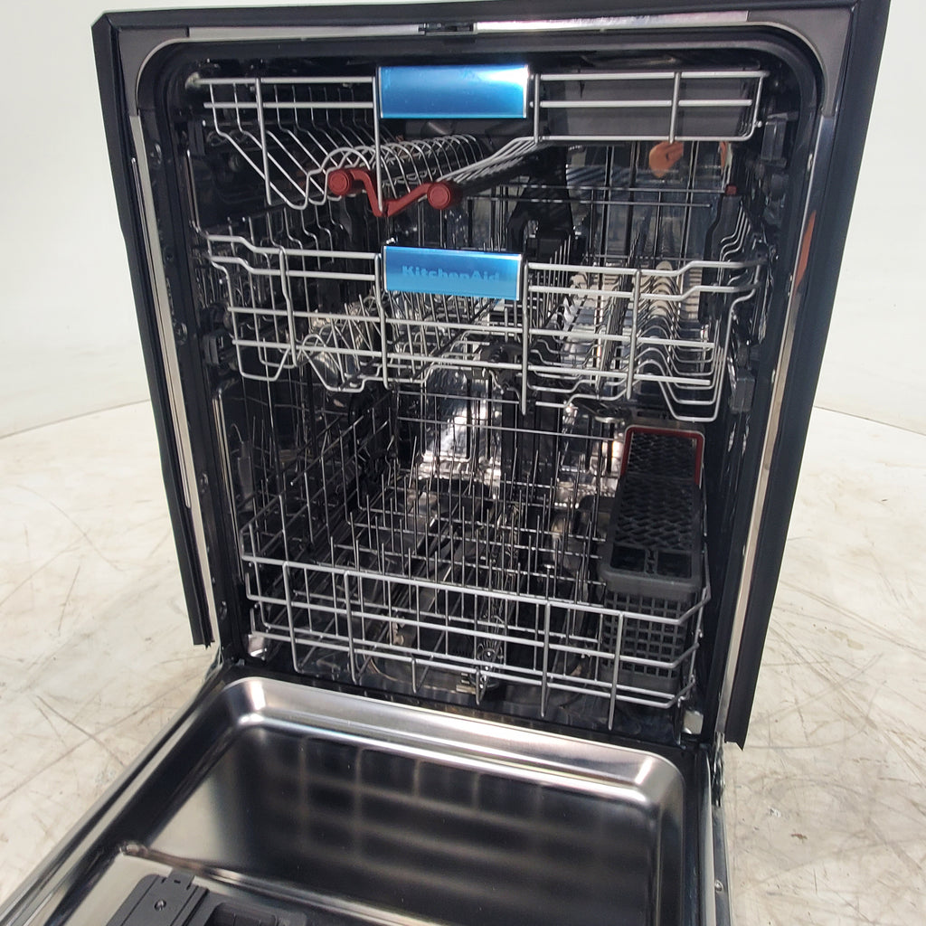 Pictures of Kitchenaid 39 DBA Dishwasher In PrintShield™ Finish With Third Level Utensil Rack - Open Box - Neu Appliance Outlet - Discount Appliance Outlet in Austin, Tx