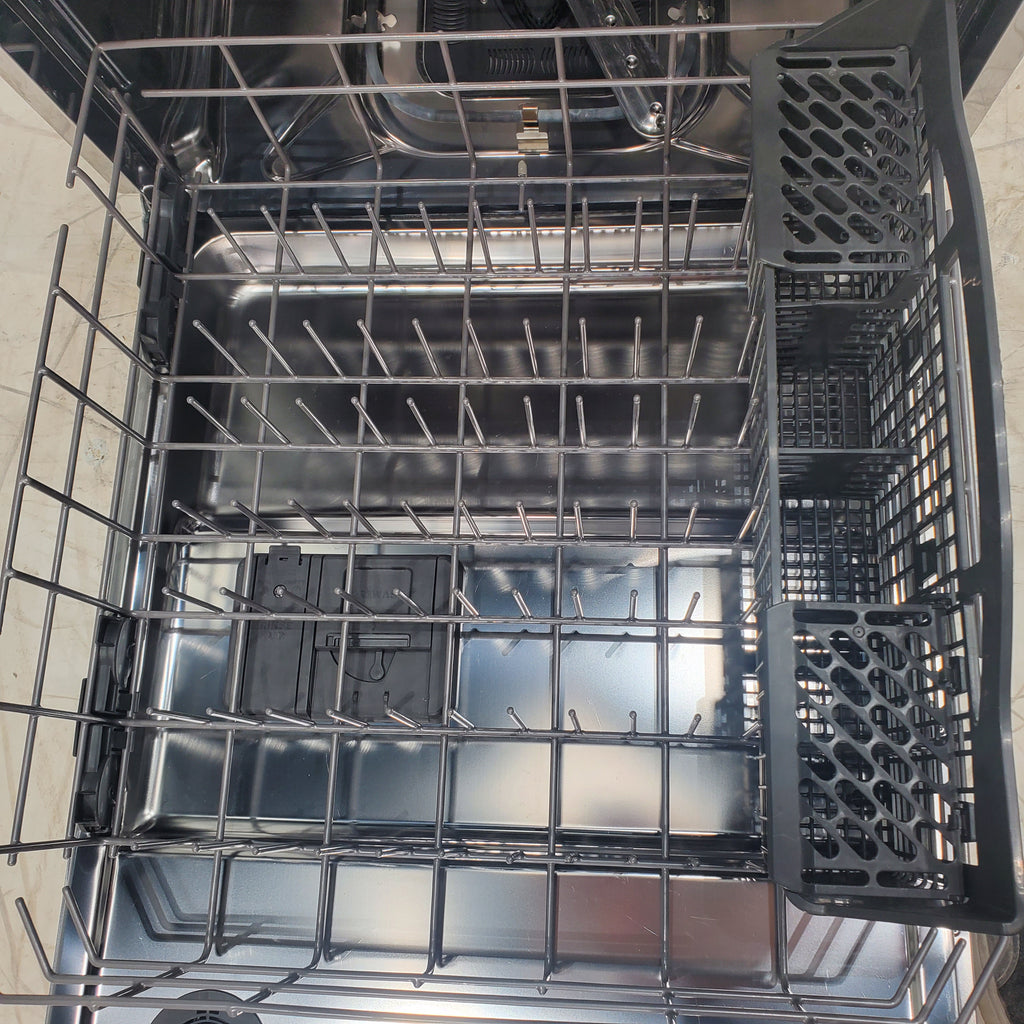 Pictures of Maytag Stainless Steel Tub Dishwasher with Dual Power Filtration - Scratch and Dent - Minor - Neu Appliance Outlet - Discount Appliance Outlet in Austin, Tx