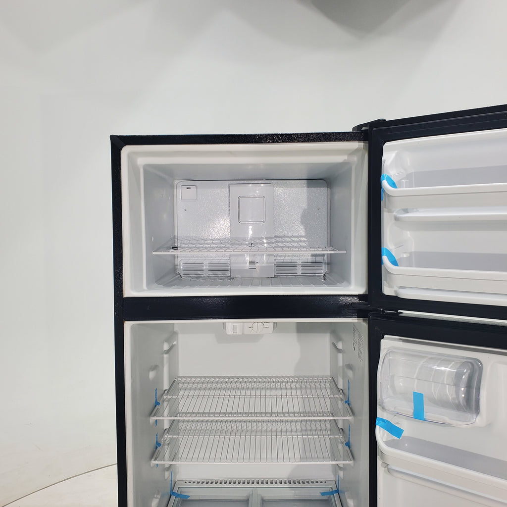 Pictures of 30" Wide Frigidaire 18 cu ft Black Top Freezer and Bottom Refrigerator with Store-More Humidity Controlled Crisper Drawers - Certified Refurbished - Neu Appliance Outlet - Discount Appliance Outlet in Austin, Tx