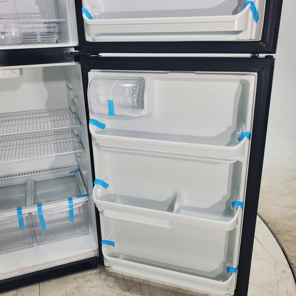 Pictures of 30" Wide Frigidaire 18 cu ft Black Top Freezer and Bottom Refrigerator with Store-More Humidity Controlled Crisper Drawers - Certified Refurbished - Neu Appliance Outlet - Discount Appliance Outlet in Austin, Tx