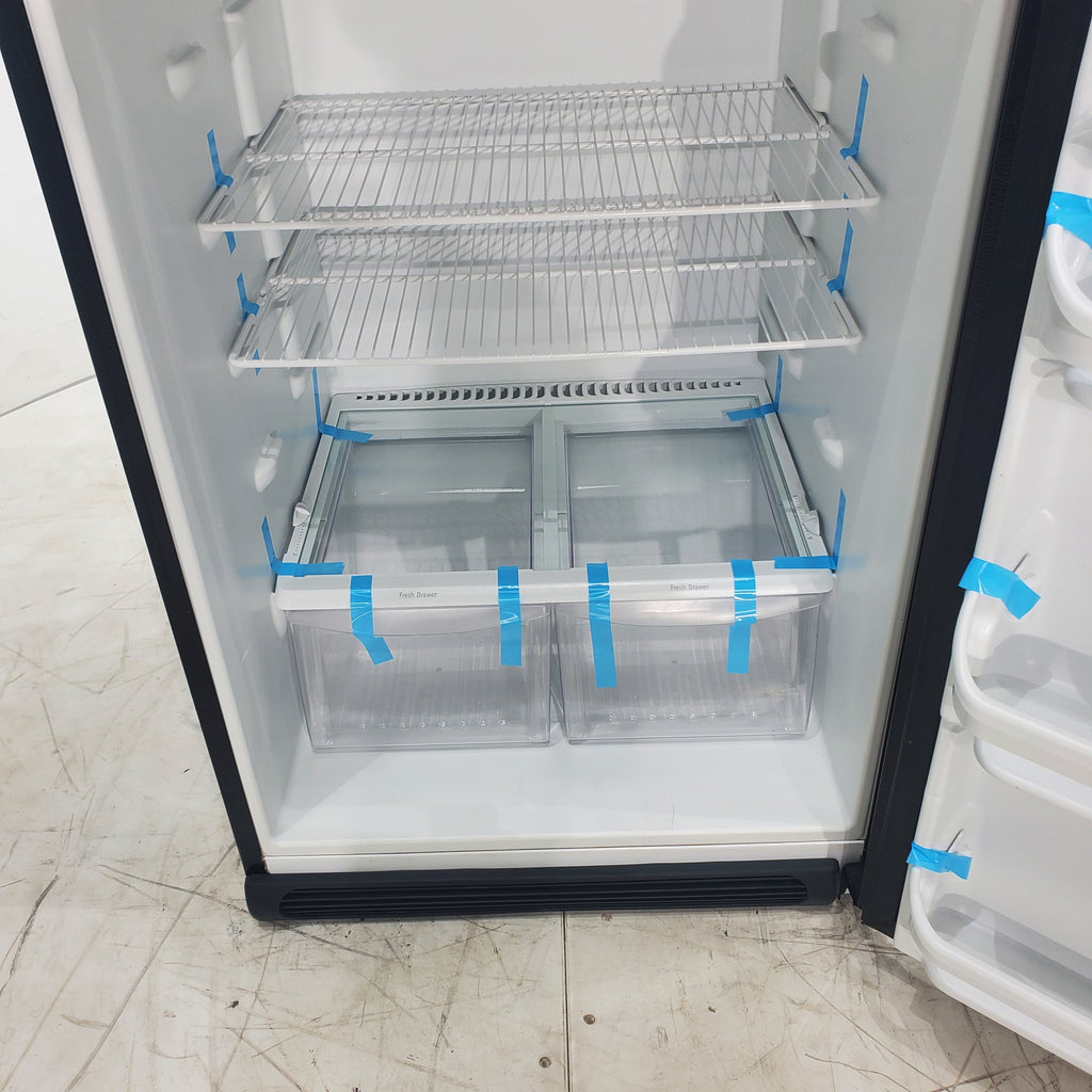 Pictures of 30" Wide Frigidaire 18 cu ft Black Top Freezer and Bottom Refrigerator with Store-More Humidity Controlled Crisper Drawers - Certified Refurbished - Neu Appliance Outlet - Discount Appliance Outlet in Austin, Tx