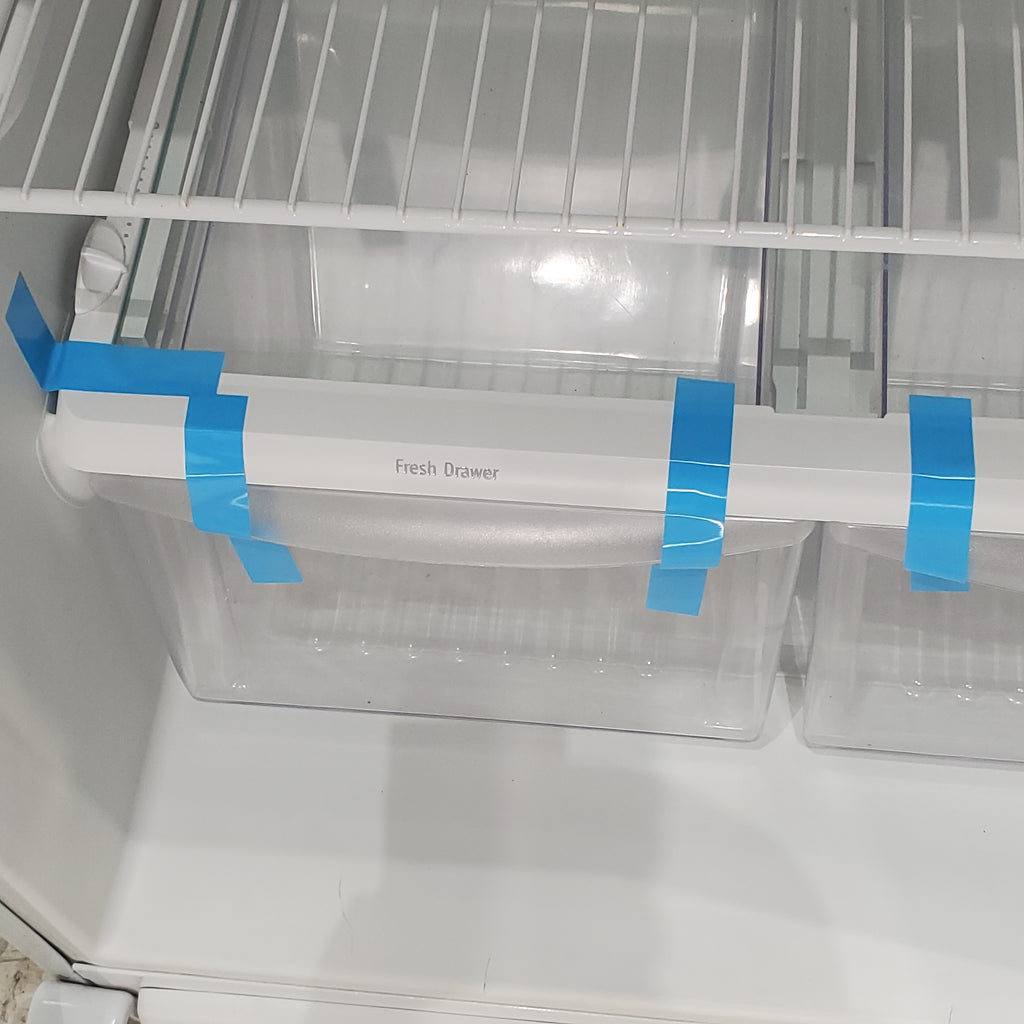 Pictures of 30" Wide Frigidaire 18 cu ft White Top Freezer and Bottom Refrigerator with Store-More Humidity Controlled Crisper Drawers - Certified Refurbished - Neu Appliance Outlet - Discount Appliance Outlet in Austin, Tx