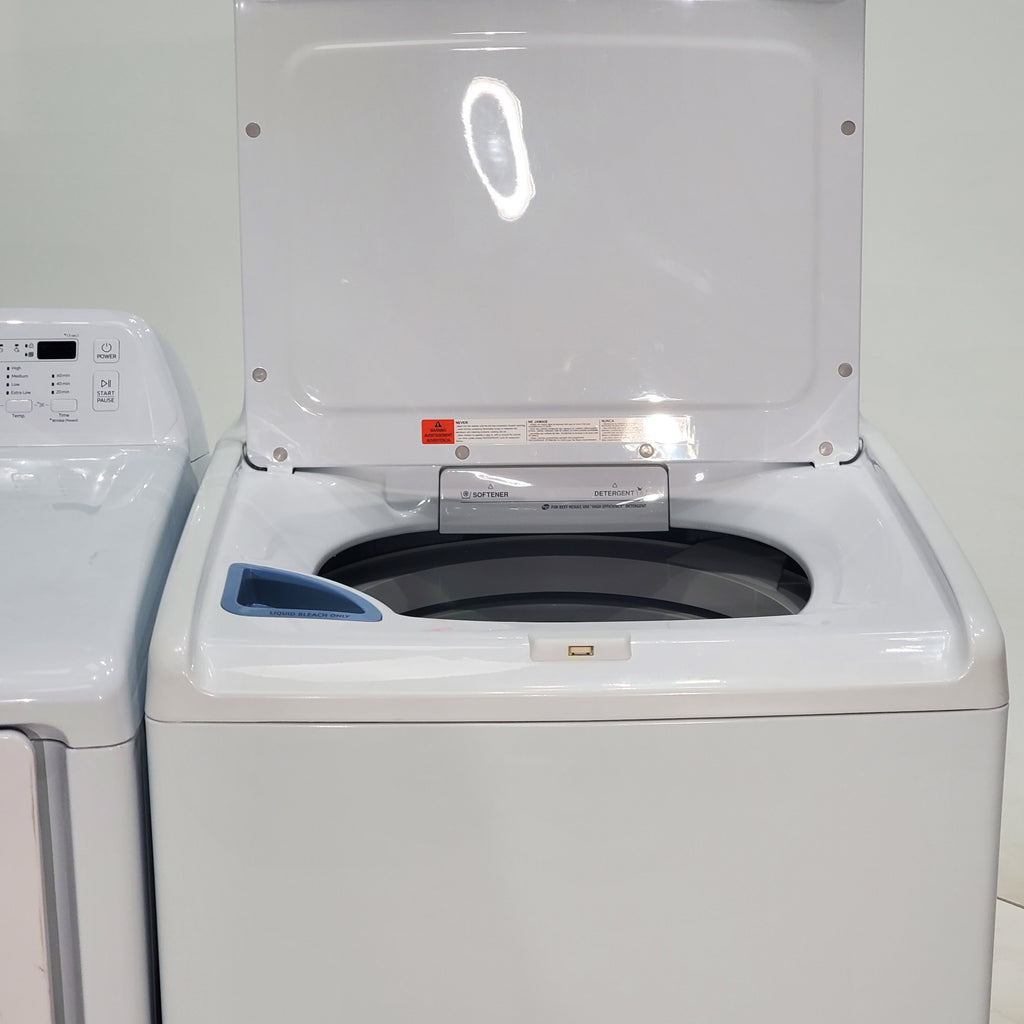 Pictures of Samsung White Top Load Diamond Drum 4.0 cu ft Washing Machine with 8 Wash Cycles and 7.2 cu. ft. Electric Dryer with Sensor Dry in White - Scratch & Dent - Minor /  Moderate - Neu Appliance Outlet - Discount Appliance Outlet in Austin, Tx