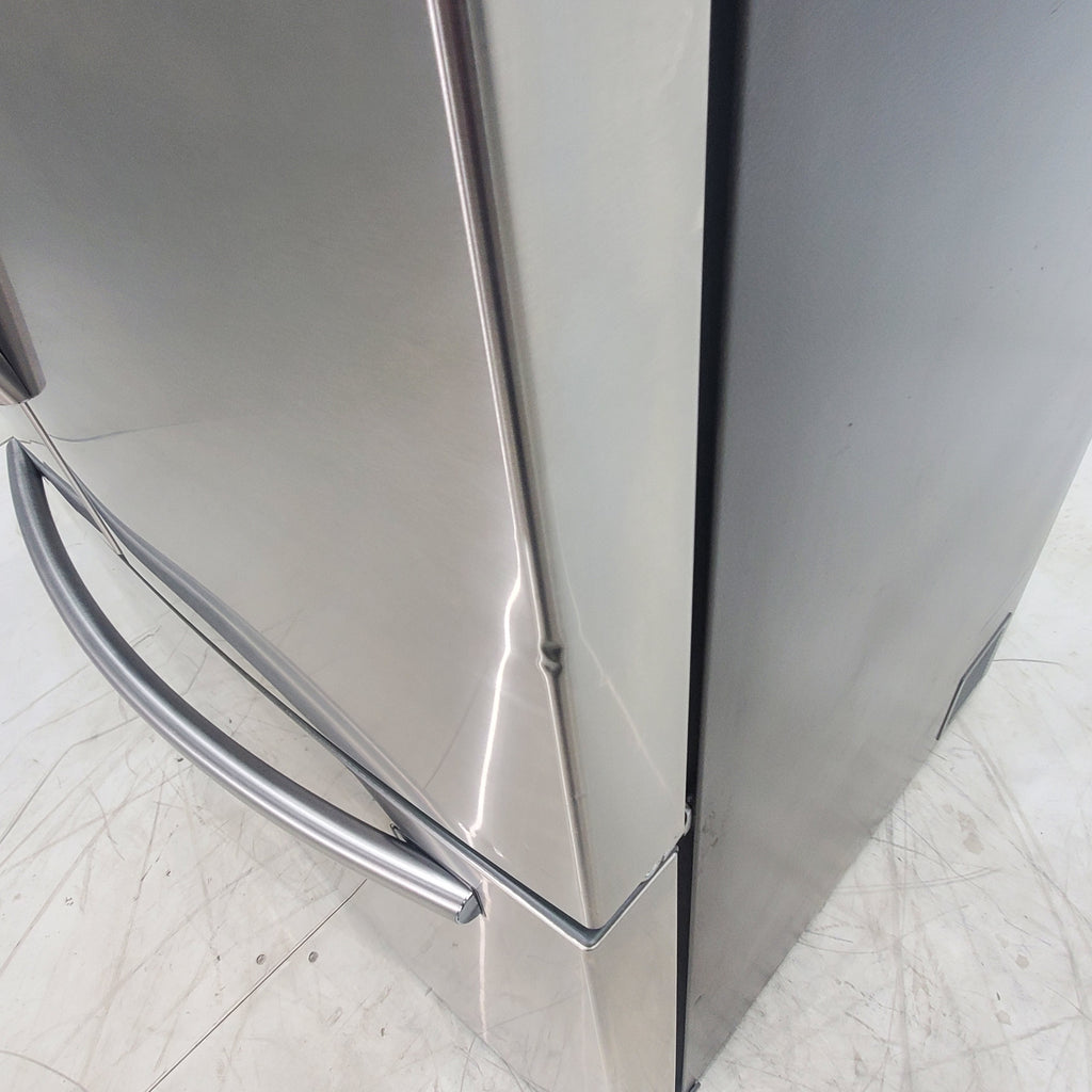 Pictures of Samsung 28 cu. ft. ENERGY STAR French Door Refrigerator with CoolSelect Pantry™ in Stainless Steel - Certified Refurbished - Neu Appliance Outlet - Discount Appliance Outlet in Austin, Tx