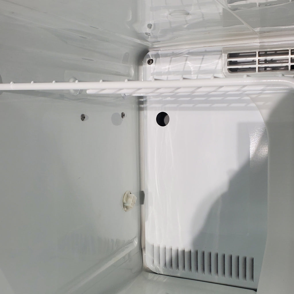 Pictures of 28" Wide GE Black ENERGY STAR 18.1 Cu. Ft. Top-Freezer Refrigerator with Large Door Storage - Certified Refurbished - Neu Appliance Outlet - Discount Appliance Outlet in Austin, Tx