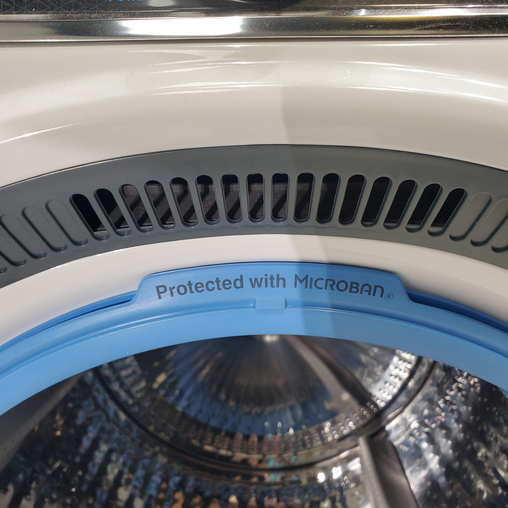 Pictures of GE ENERGY STAR 5.0 cu. ft. Capacity Smart Front Load Steam Washer with SmartDispense  and GE ENERGY STAR 7.8 cu. ft. Capacity Smart Front Load Electric Dryer with Sanitize Cycle - Scratch and Dent - Moderate / Minor - Neu Appliance Outlet - Discount Appliance Outlet in Austin, Tx