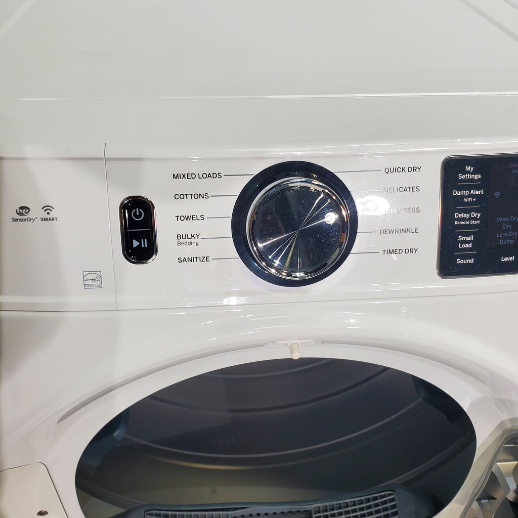 Pictures of GE ENERGY STAR 5.0 cu. ft. Capacity Smart Front Load Steam Washer with SmartDispense  and GE ENERGY STAR 7.8 cu. ft. Capacity Smart Front Load Electric Dryer with Sanitize Cycle - Scratch and Dent - Moderate / Minor - Neu Appliance Outlet - Discount Appliance Outlet in Austin, Tx