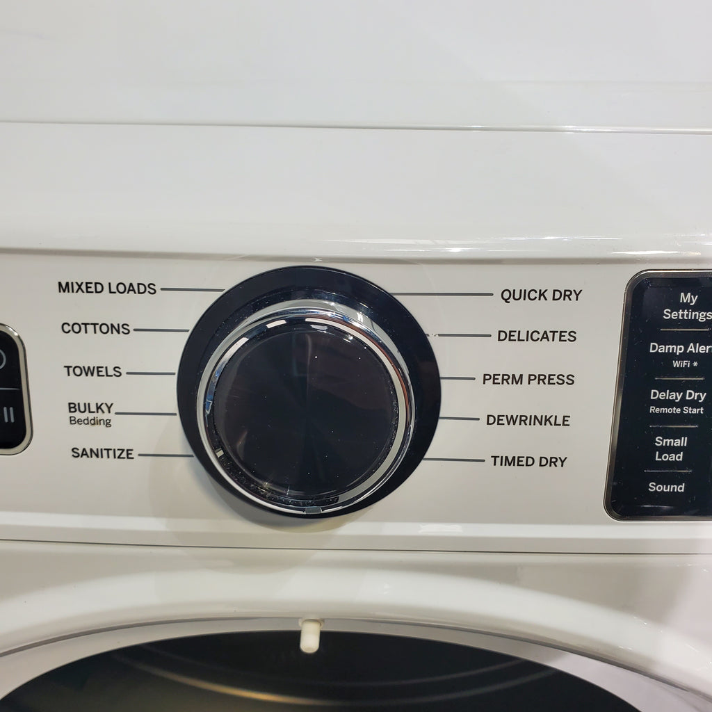 Pictures of GE ENERGY STAR 5.0 cu. ft. Capacity Smart Front Load Steam Washer with SmartDispense  and GE ENERGY STAR 7.8 cu. ft. Capacity Smart Front Load Electric Dryer with Sanitize Cycle - Scratch and Dent - Moderate / Minor - Neu Appliance Outlet - Discount Appliance Outlet in Austin, Tx