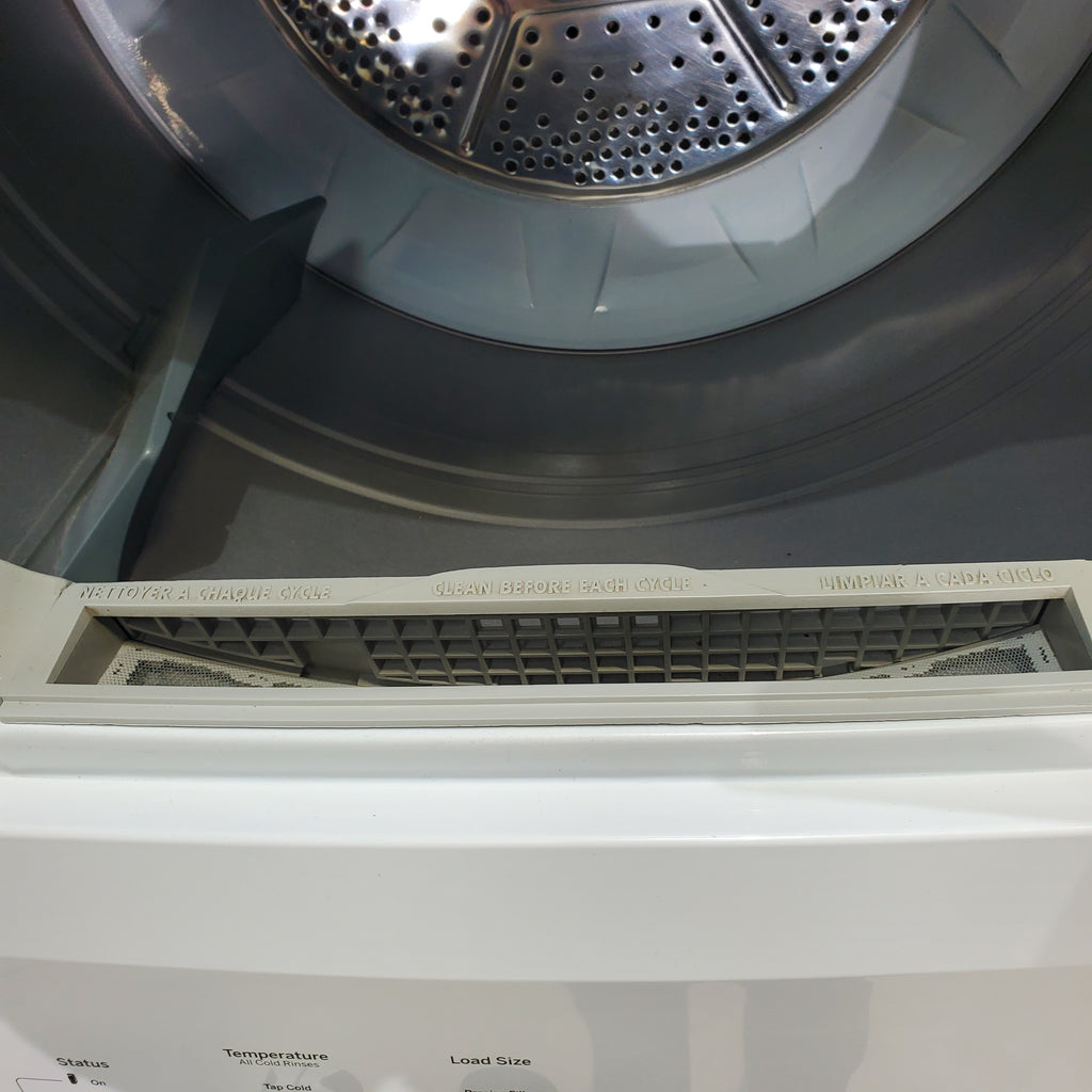 Pictures of GE 3.8 cu. ft. Laundry Center Washer and 5.9 cu. ft. Electric Dryer with Electro-Mechanical Rotary Dial Controls - Certified Refurbished - Neu Appliance Outlet - Discount Appliance Outlet in Austin, Tx