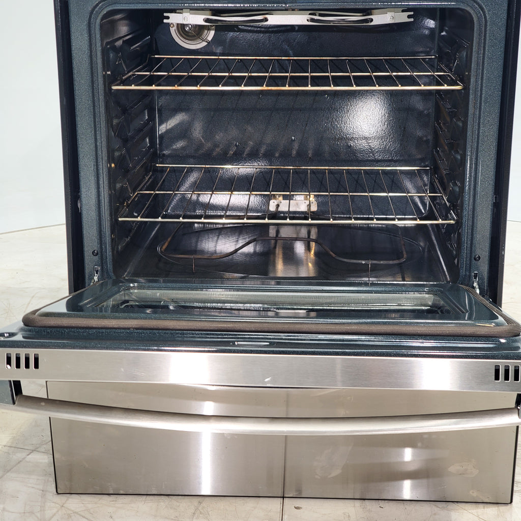 Pictures of Black with Stainless Steel GE 5.3 cu. ft. Freestanding 4 Heating Element Smooth Cooktop Electric Range with Dual Element Bake - Certified Refurbished - Neu Appliance Outlet - Discount Appliance Outlet in Austin, Tx