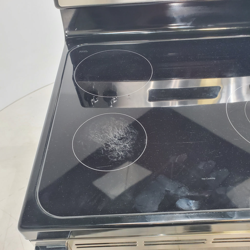 Pictures of Black with Stainless Steel GE 5.3 cu. ft. Freestanding 4 Heating Element Smooth Cooktop Electric Range with Dual Element Bake - Certified Refurbished - Neu Appliance Outlet - Discount Appliance Outlet in Austin, Tx