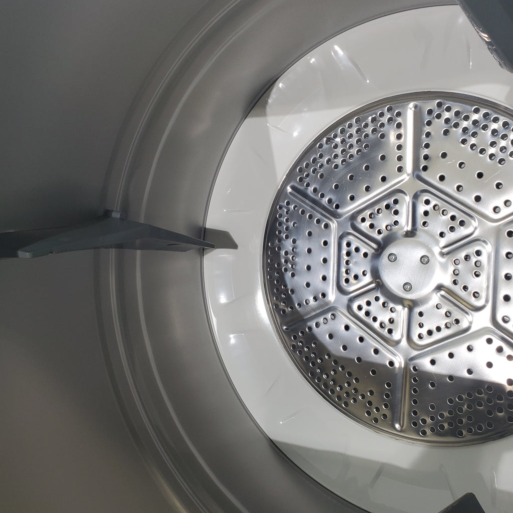 Pictures of GE 3.8 cu. ft. Laundry Center Washer and 5.9 cu. ft. Electric Dryer with Electro-Mechanical Rotary Dial Controls - Scratch & Dent - Minor - Neu Appliance Outlet - Discount Appliance Outlet in Austin, Tx
