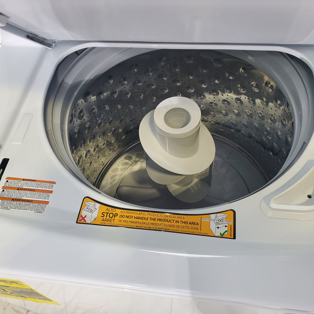 Pictures of GE 3.8 cu. ft. Laundry Center Washer and 5.9 cu. ft. Electric Dryer with Electro-Mechanical Rotary Dial Controls - Scratch & Dent - Minor - Neu Appliance Outlet - Discount Appliance Outlet in Austin, Tx