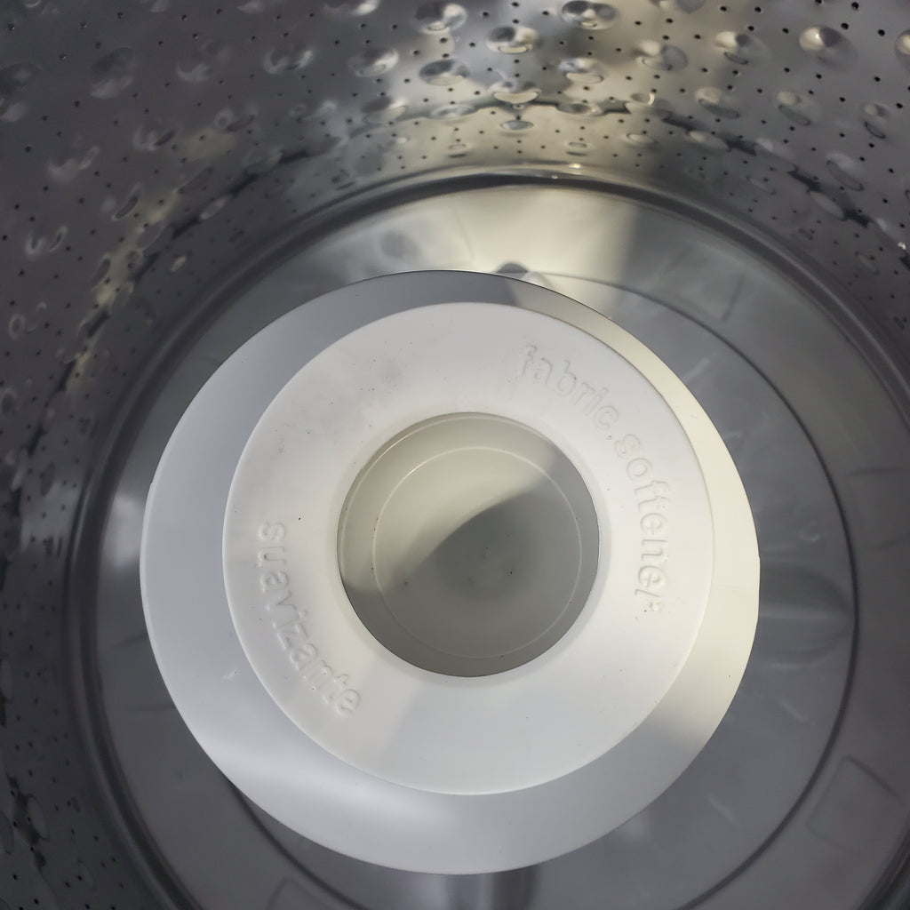 Pictures of GE 3.8 cu. ft. Laundry Center Washer and 5.9 cu. ft. Electric Dryer with Electro-Mechanical Rotary Dial Controls - Scratch & Dent - Minor - Neu Appliance Outlet - Discount Appliance Outlet in Austin, Tx