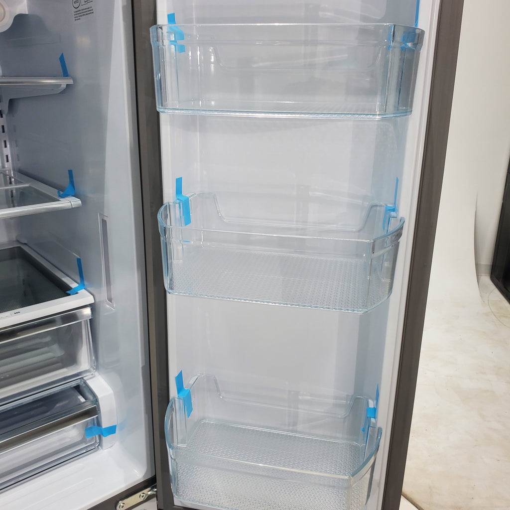 Pictures of Hisense Fingerprint Resistant Stainless Steel PureFlat 25.4-cu ft ENERGY STAR French Door Refrigerator with Dual Ice Maker, Water - Scratch & Dent - Minor - Neu Appliance Outlet - Discount Appliance Outlet in Austin, Tx