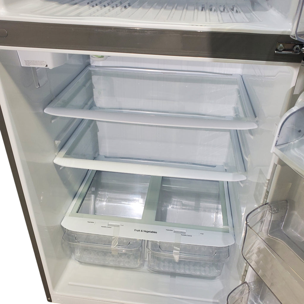 Pictures of 33" Wide 24 cu ft Top Freezer Refrigerator with Internal Water Dispenser and LED Lighting - Scratch & Dent - Minor - Neu Appliance Outlet - Discount Appliance Outlet in Austin, Tx