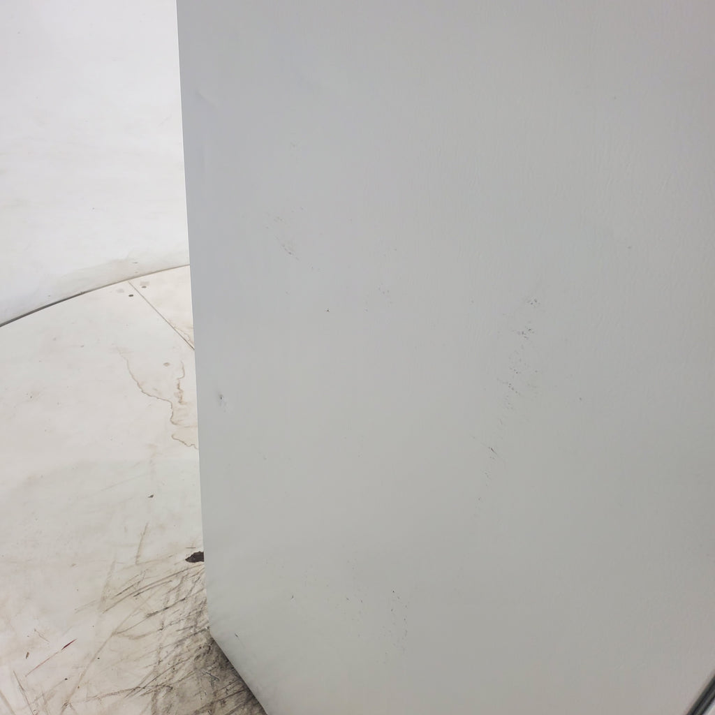 Pictures of 30 in. Width White Frigidaire 18.3 cu. ft. Top Freezer Refrigerator with EvenTemp Cooling System - Scratch & Dent - Minor - Neu Appliance Outlet - Discount Appliance Outlet in Austin, Tx