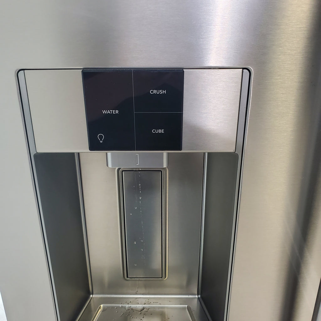 Pictures of Smudge-Proof® Stainless Steel Frigidaire Counter-Depth Professional ENERGY STAR 22.6 Cu. Ft. French Door Dual Ice Maker Refrigerator with CrispSeal® Plus Crispers with Auto Humidity - Scratch & Dent - Minor - Neu Appliance Outlet - Discount Appliance Outlet in Austin, Tx