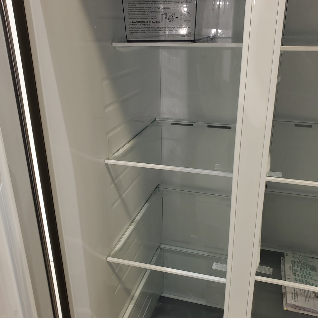 Pictures of LG Stainles Steel 28 cu.ft. Capacity Side-by-Side Refrigerator with External Water Dispenser - Scratch & Dent - Minor - Neu Appliance Outlet - Discount Appliance Outlet in Austin, Tx