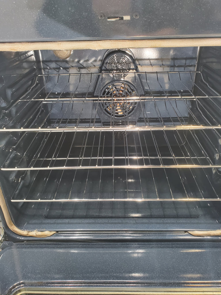 Pictures of Stainless Steel Samsung 5.9 cu. ft. Freestanding 5 Heating Element Smooth Cooktop Self Cleaning Electric Range with True Convection  - Certified Refurbished - Neu Appliance Outlet - Discount Appliance Outlet in Austin, Tx