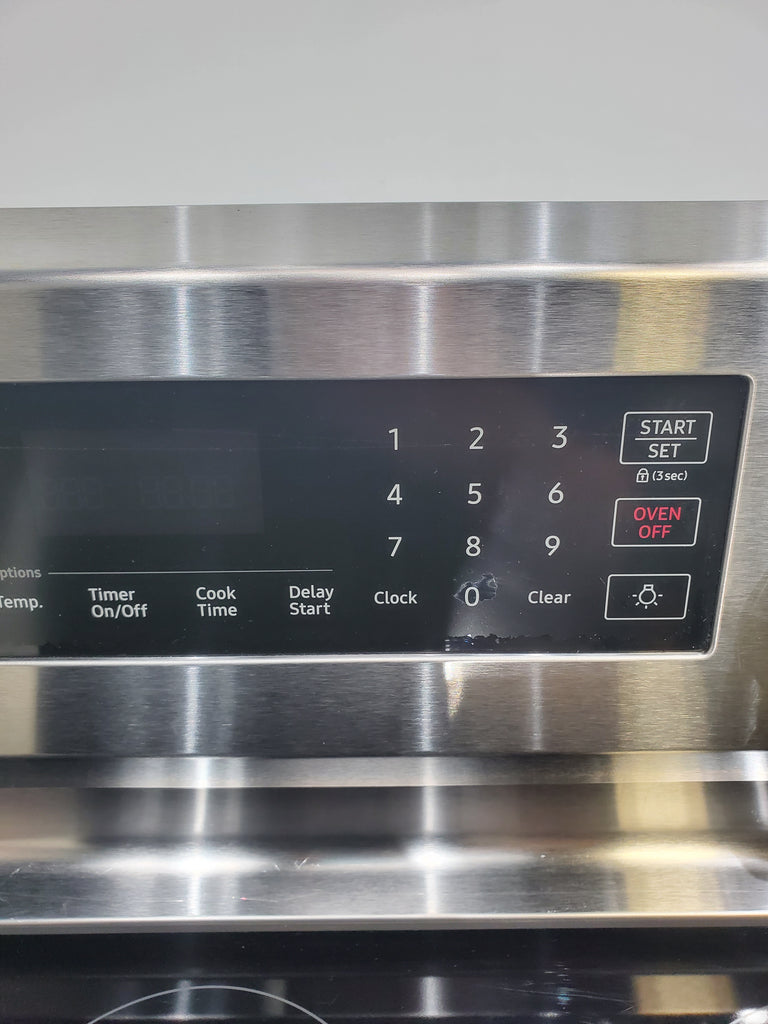 Pictures of Stainless Steel Samsung 5.9 cu. ft. Freestanding 5 Heating Element Smooth Cooktop Self Cleaning Electric Range with True Convection  - Certified Refurbished - Neu Appliance Outlet - Discount Appliance Outlet in Austin, Tx