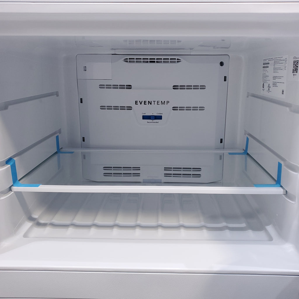 Pictures of 30 in. Width White Frigidaire 18.3 cu. ft. Top Freezer Refrigerator with EvenTemp Cooling System - Scratch & Dent - Minor - Neu Appliance Outlet - Discount Appliance Outlet in Austin, Tx