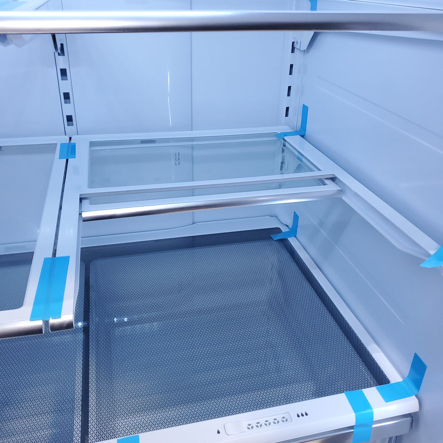Hisense Fingerprint Resistant Stainless Steel PureFlat 25.4-cu ft ENERGY STAR French Door Refrigerator with Dual Ice Maker, Water - Scratch & Dent - Minor