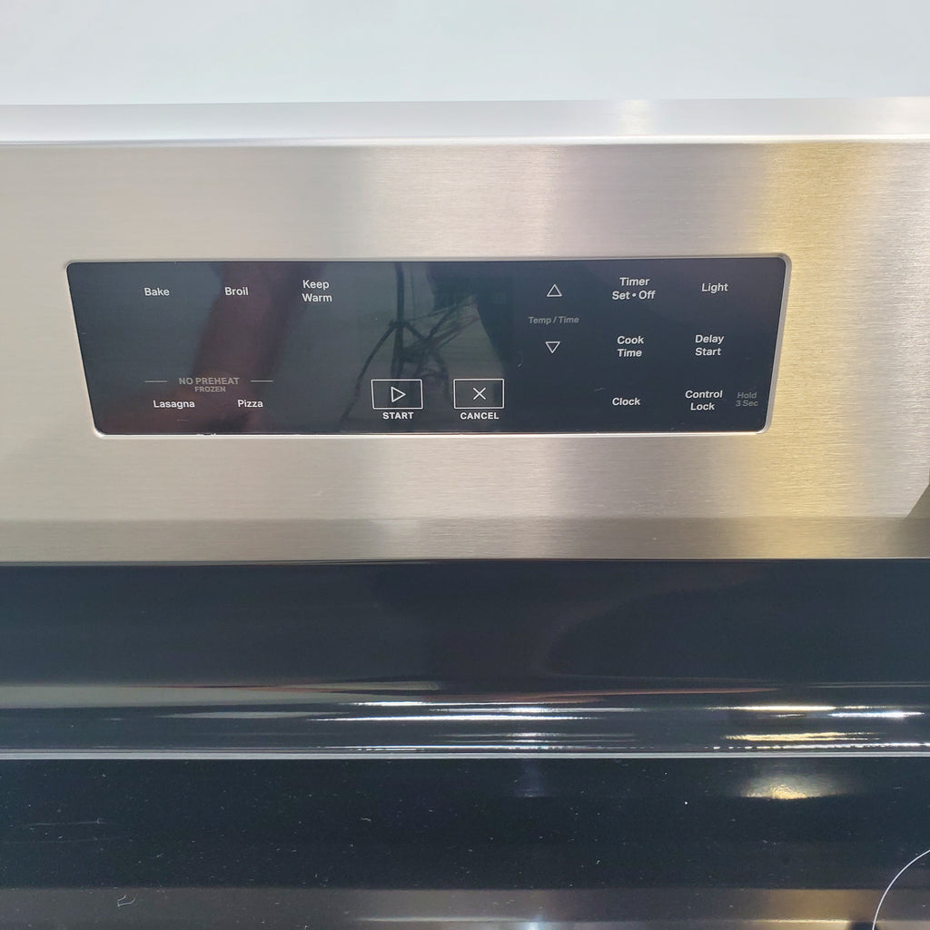 Pictures of Whirlpool 30 in. 4 Burner Element Freestanding Electric Range in Stainless Steel with Thermal - Scratch & Dent - Minor - Neu Appliance Outlet - Discount Appliance Outlet in Austin, Tx