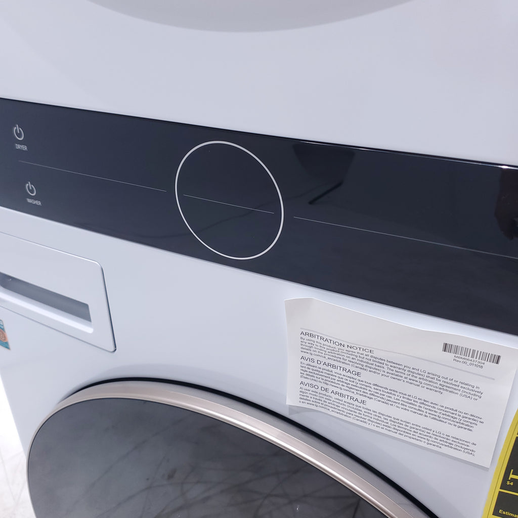 Pictures of White LG Wash Tower Single Unit Front Load with Center Control™ 4.5 cu. ft. Washer and 7.4 cu. ft. Electric Dryer - Open Box - Neu Appliance Outlet - Discount Appliance Outlet in Austin, Tx