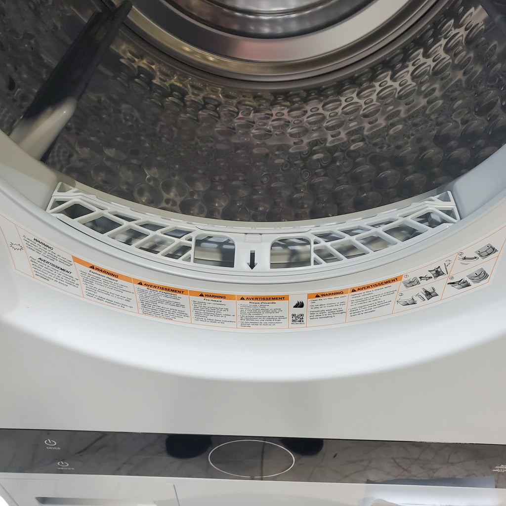 Pictures of LG Compact Single Unit LG WashTower™ with Center Control™ 2.4 cu.ft. Front Load Washer and 4.2 cu.ft. Electric Ventless HeatPump™ Dryer - Open Box - Neu Appliance Outlet - Discount Appliance Outlet in Austin, Tx