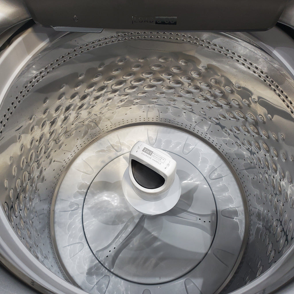 Pictures of Whirlpool Chrome Shadow 5.2 - 5.3 cu. ft. ENERGY STAR Top Load Washer with 2 in 1 Removable Agitator and Load & Go™ dispenser - Scratch & Dent - Minor - Neu Appliance Outlet - Discount Appliance Outlet in Austin, Tx