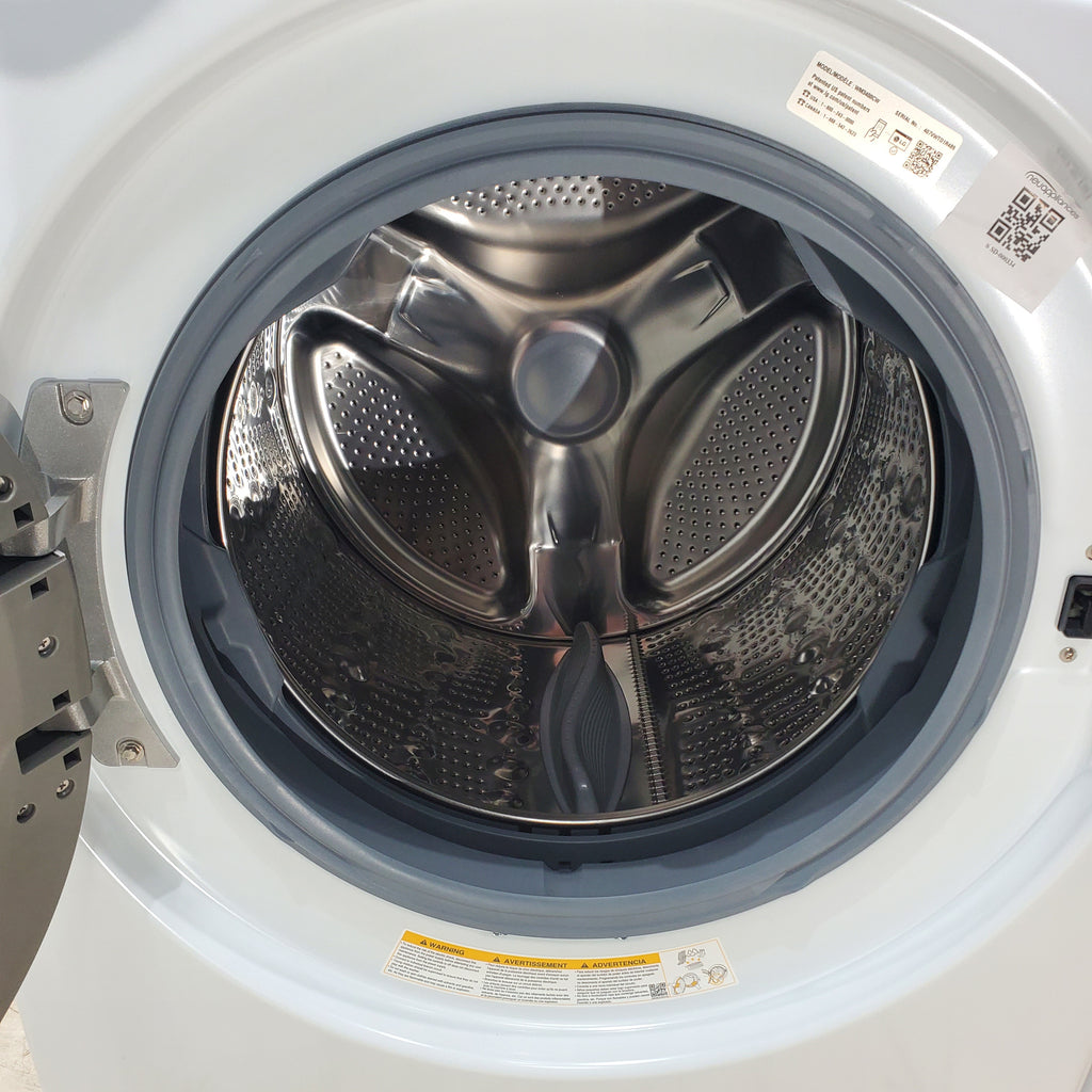 Pictures of LG 4.5 cu. ft. Ultra Large Capacity ENERGY STAR Front Load Washer in White with 6Motion™ Technology - Open Box - Neu Appliance Outlet - Discount Appliance Outlet in Austin, Tx