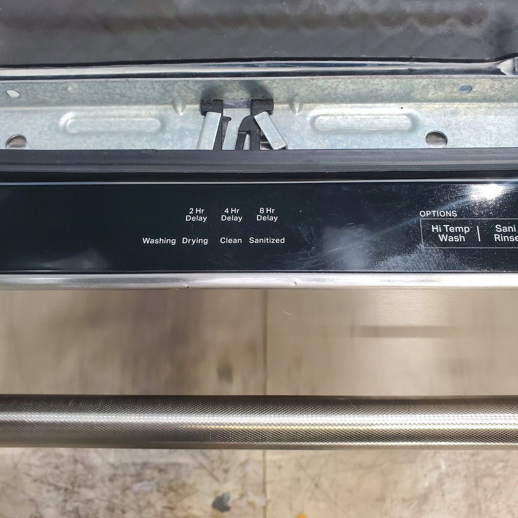 Pictures of 24 in. PrintShield Stainless Steel ENERGY STAR KitchenAid Top Control Dishwasher with FreeFlex Third Rack - Scratch & Dent - Minor - Neu Appliance Outlet - Discount Appliance Outlet in Austin, Tx