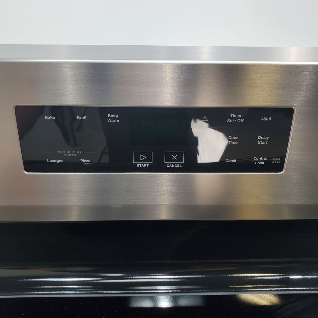 Pictures of Whirlpool 30 in. 4 Burner Element Freestanding Electric Range in Stainless Steel with Thermal - Scratch & Dent - Minor - Neu Appliance Outlet - Discount Appliance Outlet in Austin, Tx