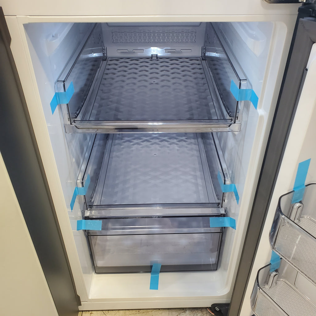 Pictures of Samsung Bespoke 29 cu. ft. 4-Door Flex™ Refrigerator with Beverage Center™ & Customizable Door Panels in White Glass - Open Box - Neu Appliance Outlet - Discount Appliance Outlet in Austin, Tx