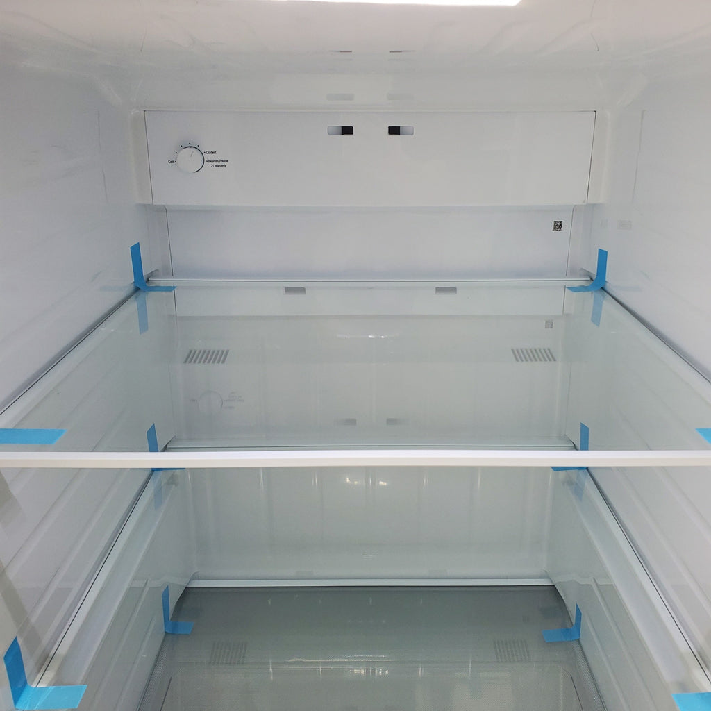 Pictures of LG Print Proof Stainless Steel 18 cu.ft. Garage Ready Top Freezer Refrigerator with Multi-Air Flow System - Scratch & Dent - Minor - Neu Appliance Outlet - Discount Appliance Outlet in Austin, Tx