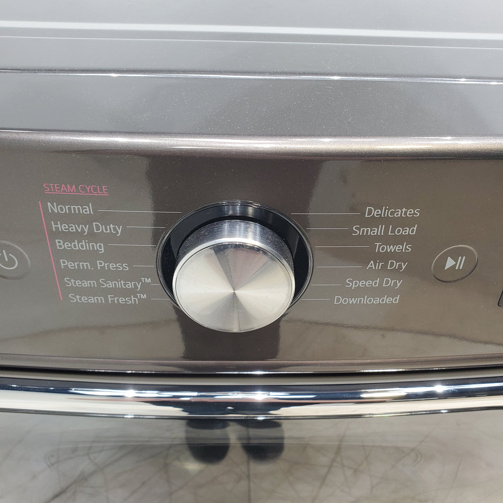 Pictures of LG Mega Capacity Front Load 5.2 Cu. Ft. Washer with ThinQ Technology WM8900HBA and LG Mega Capacity Front Load 9.0 Cu. Ft. Washer with TurboSteam and Smart Wi-Fi Connectivity DLEX8900B - Open Box - Neu Appliance Outlet - Discount Appliance Outlet in Austin, Tx