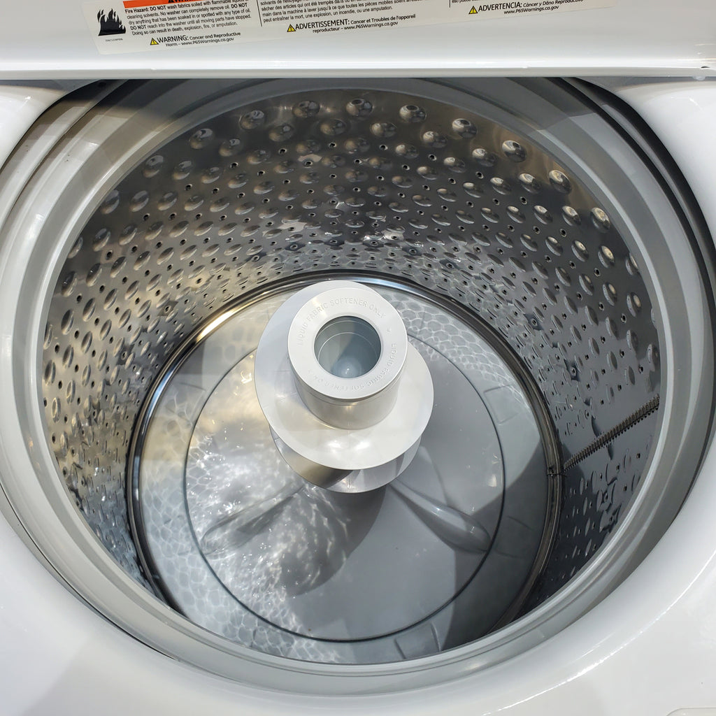 Pictures of GE 4.5 cu. ft. Capacity Washer with Stainless Steel Basket, Cold Plus and Wash Boost and GE 7.2 cu. ft. Capacity Electric Dryer with Up To 120 ft. Venting and Extended Tumble - Scratch & Dent - Minor - Neu Appliance Outlet - Discount Appliance Outlet in Austin, Tx